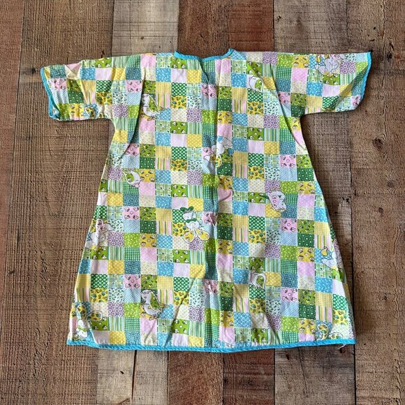 Vintage Handmade Quilted Baby Sleep Sack With Patchwork Pattern & Snap Closures - Picture 4 of 4